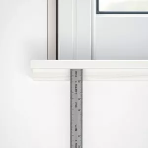 Ile parapet wewnętrzny powinien wchodzić w ścianę