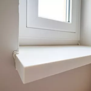 Koszt montażu parapetu z konglomeratu