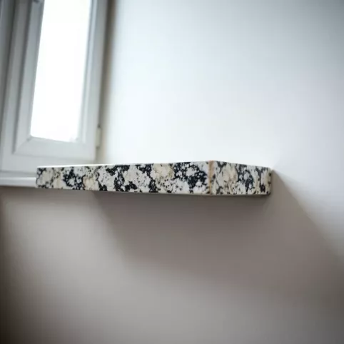 Na co montować parapety wewnętrzne z kamienia